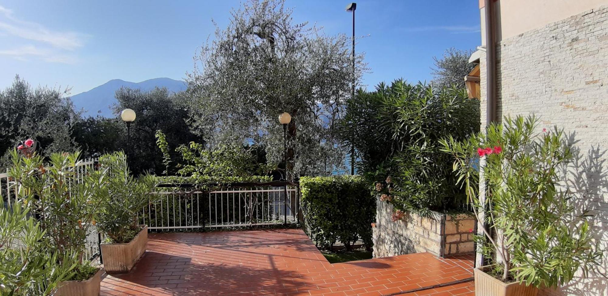 Villa Sul Lago Con Pontile Privato A Brenzone Sul Garda - Unique And Exclusive Kültér fotó