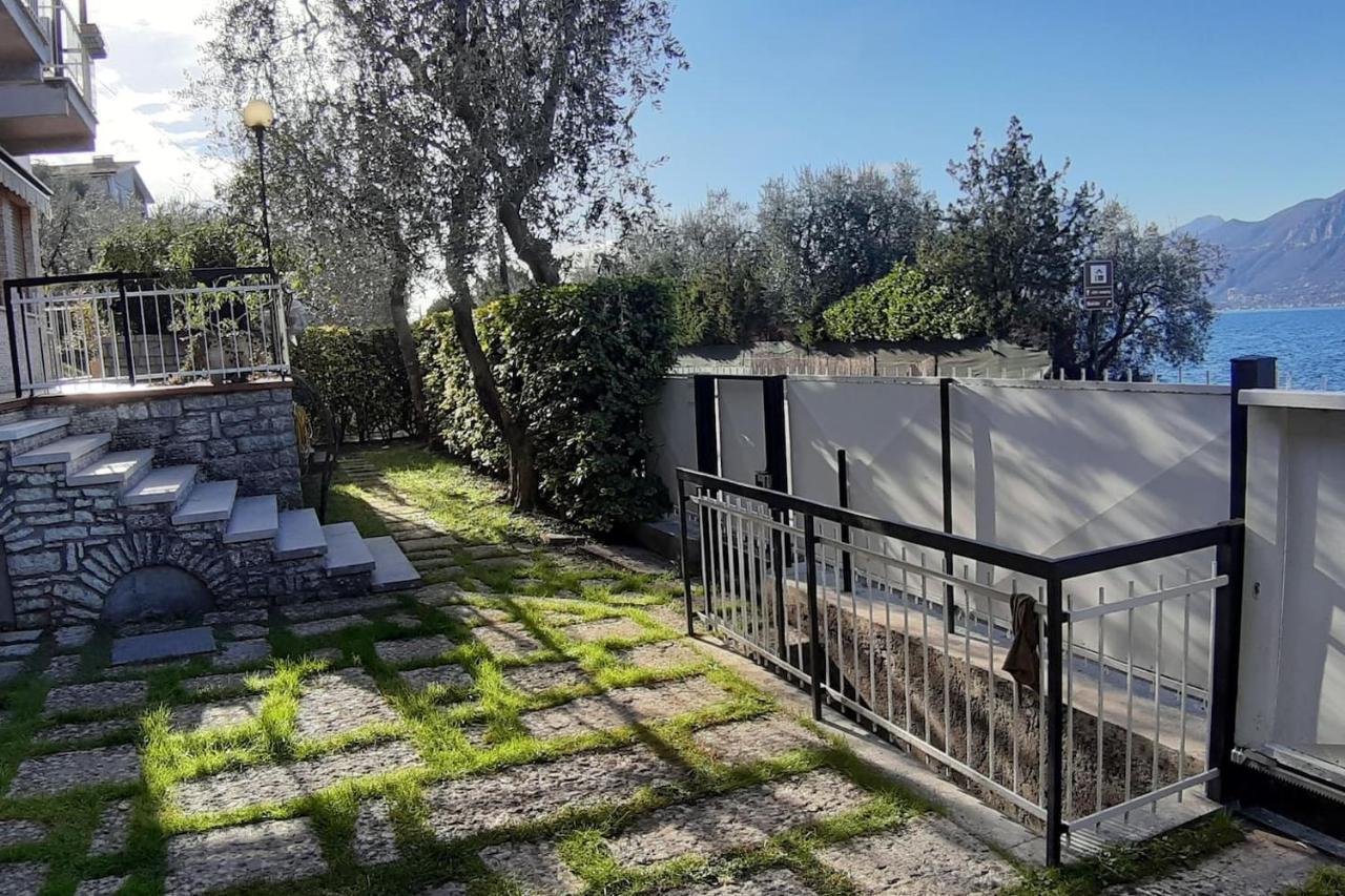 Villa Sul Lago Con Pontile Privato A Brenzone Sul Garda - Unique And Exclusive Kültér fotó