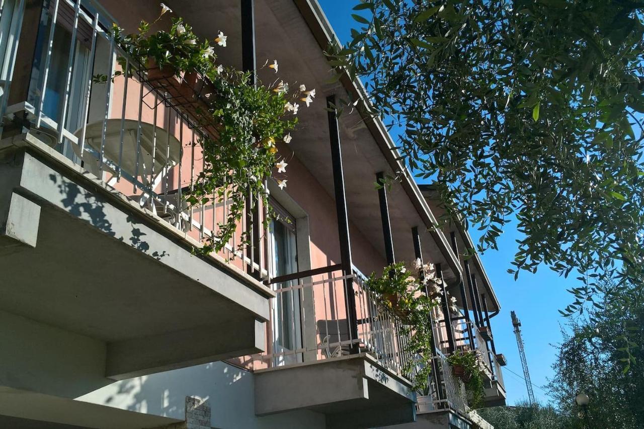 Villa Sul Lago Con Pontile Privato A Brenzone Sul Garda - Unique And Exclusive Kültér fotó