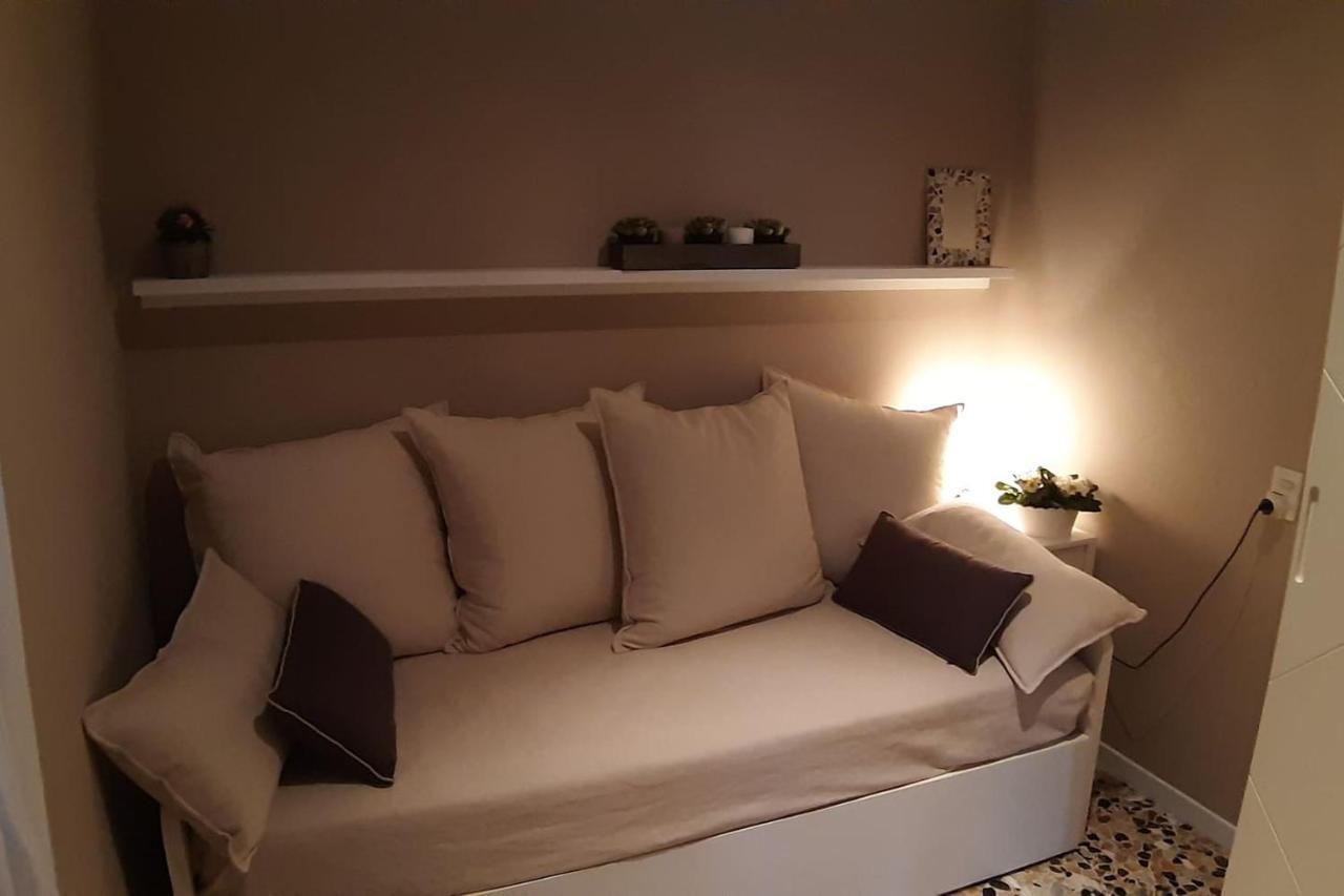 Villa Sul Lago Con Pontile Privato A Brenzone Sul Garda - Unique And Exclusive Kültér fotó