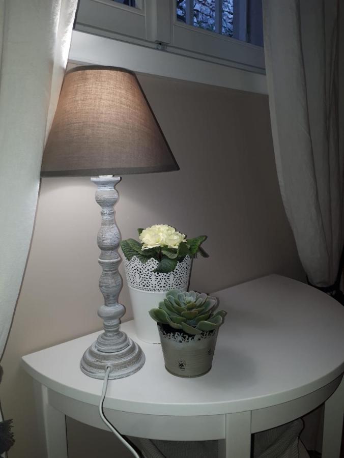Villa Sul Lago Con Pontile Privato A Brenzone Sul Garda - Unique And Exclusive Kültér fotó