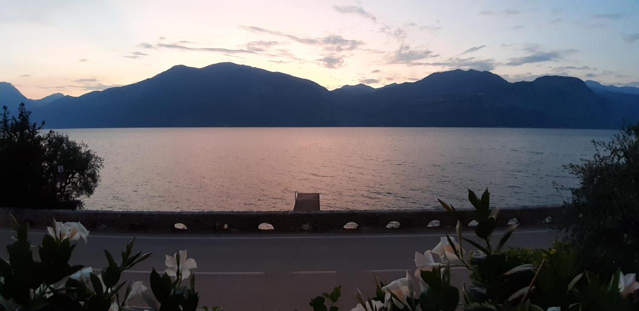 Villa Sul Lago Con Pontile Privato A Brenzone Sul Garda - Unique And Exclusive Kültér fotó